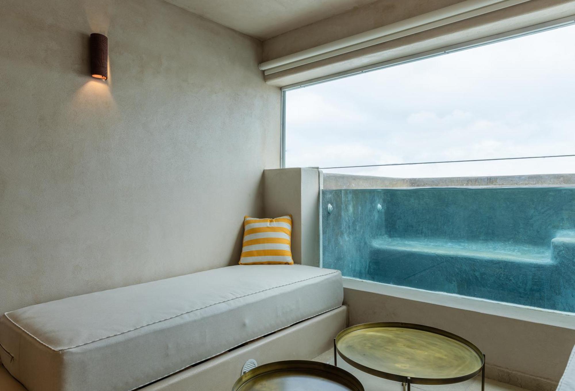 Meroviglia Boutique Hotel Имеровигли Стая снимка