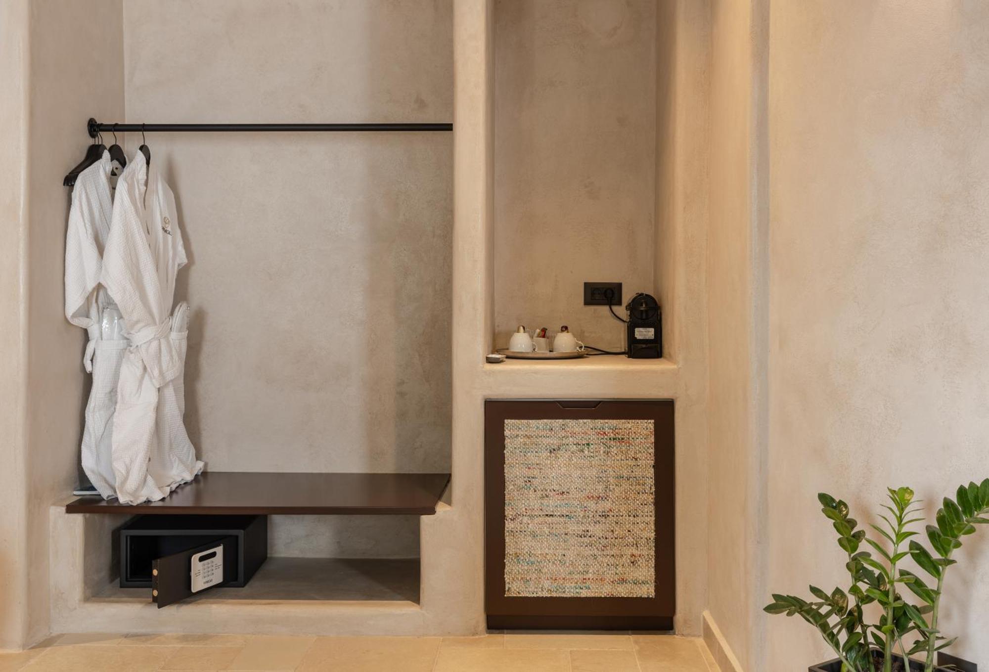 Meroviglia Boutique Hotel Имеровигли Стая снимка